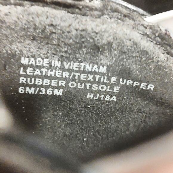 Michael Kors Black Silver Platform Sneakers Size 6M ID HJ18A - Picture 12 of 14